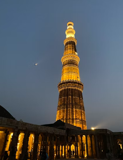 Qutub Minar_Delhi